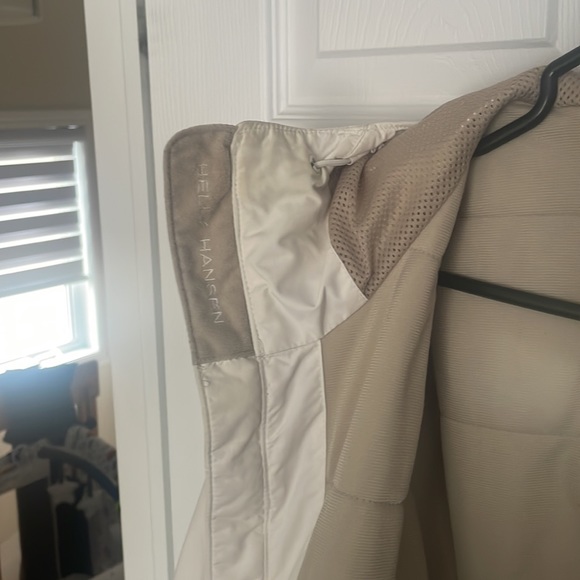 Helly Hansen Waterproof Ski Jacket - Picture 7 of 13